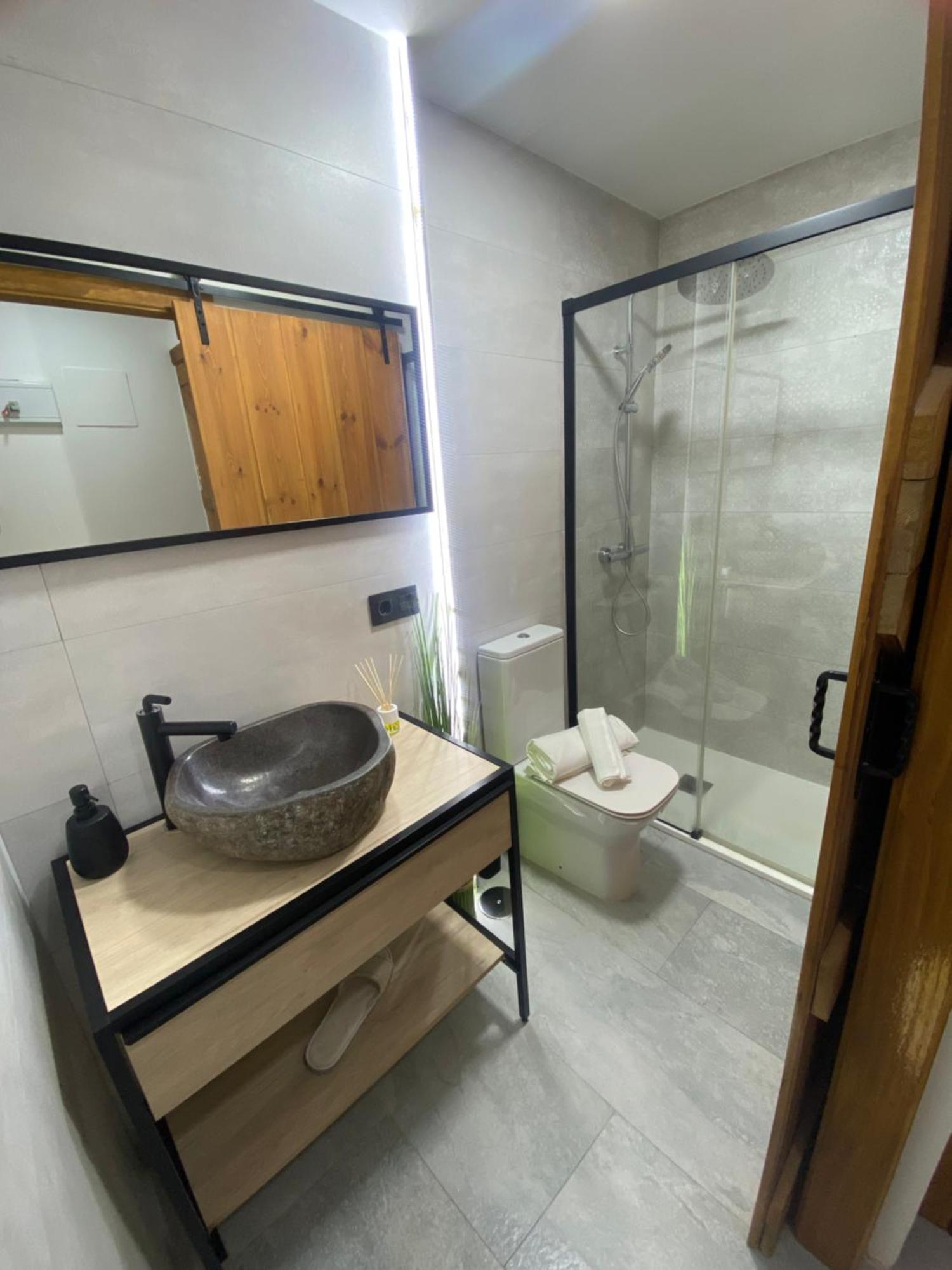 Centrico, Luminoso Y Equipado Apartment มาดริด ภายนอก รูปภาพ
