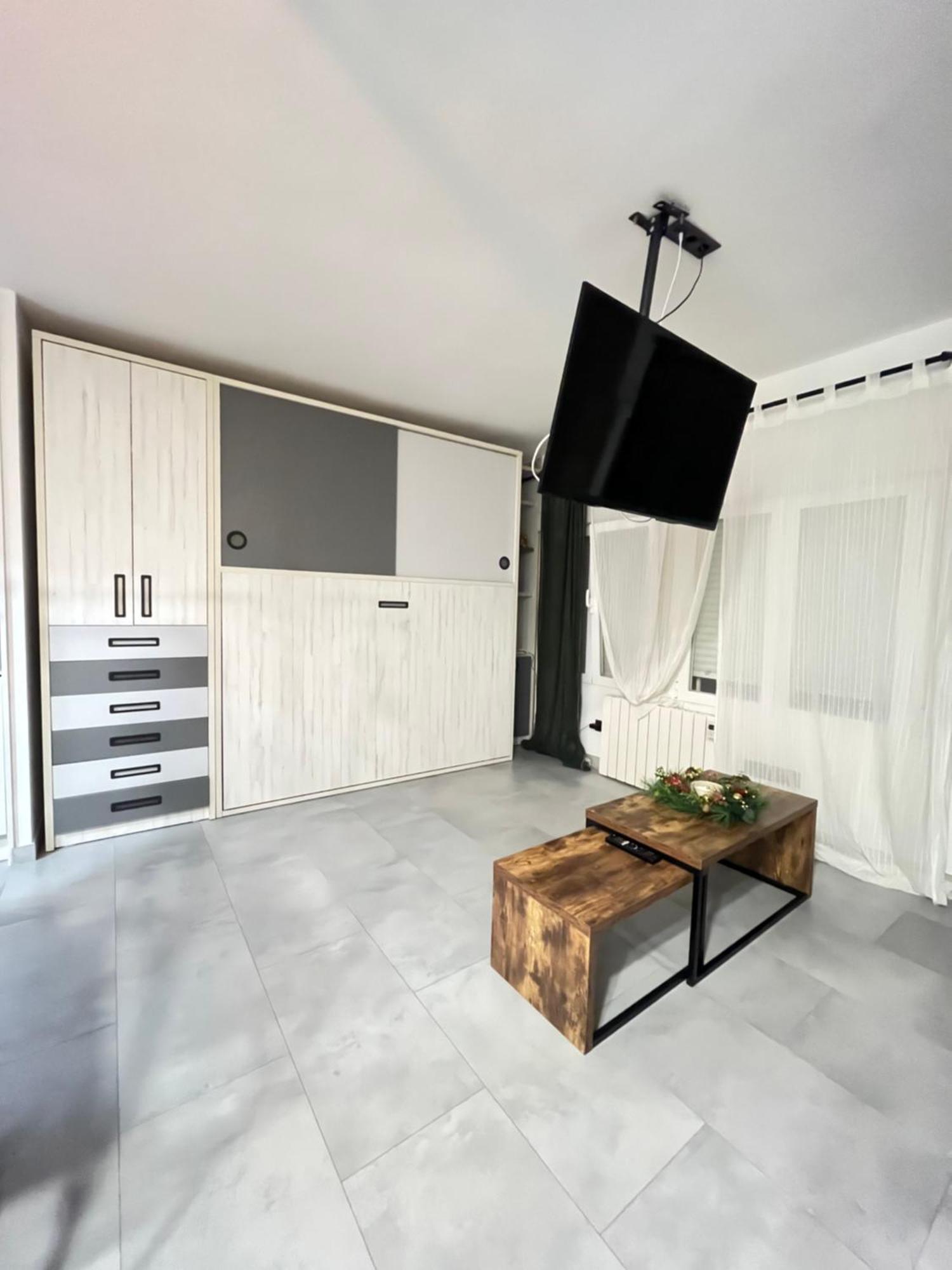 Centrico, Luminoso Y Equipado Apartment มาดริด ภายนอก รูปภาพ